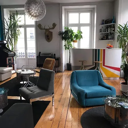 Hostel Lounge *