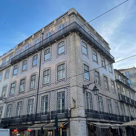 Lounge بيت شباب Lisboa