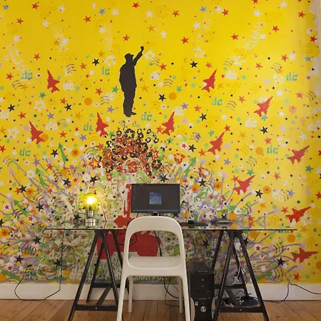 بيت شباب Lounge