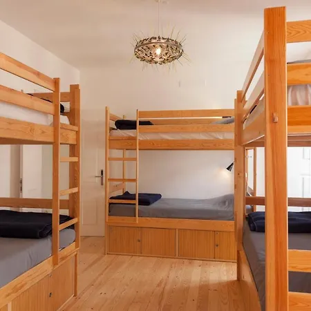Hostel Lounge *