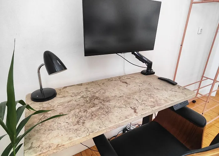 Хостел Lounge *