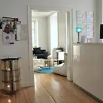 Lounge Hostel *